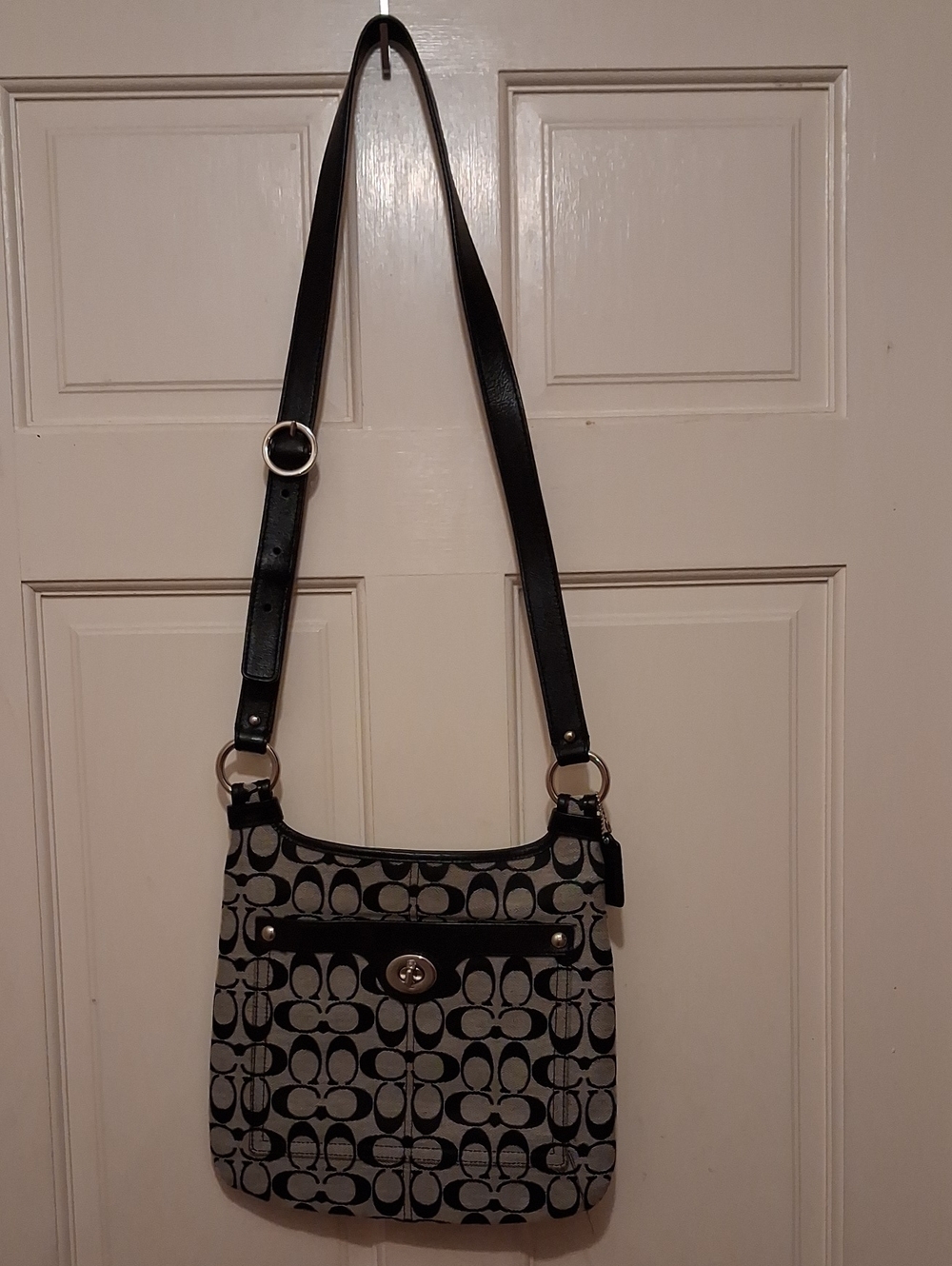 Coach Canvas And Leather Trim Ccrossbody.black And Gray.